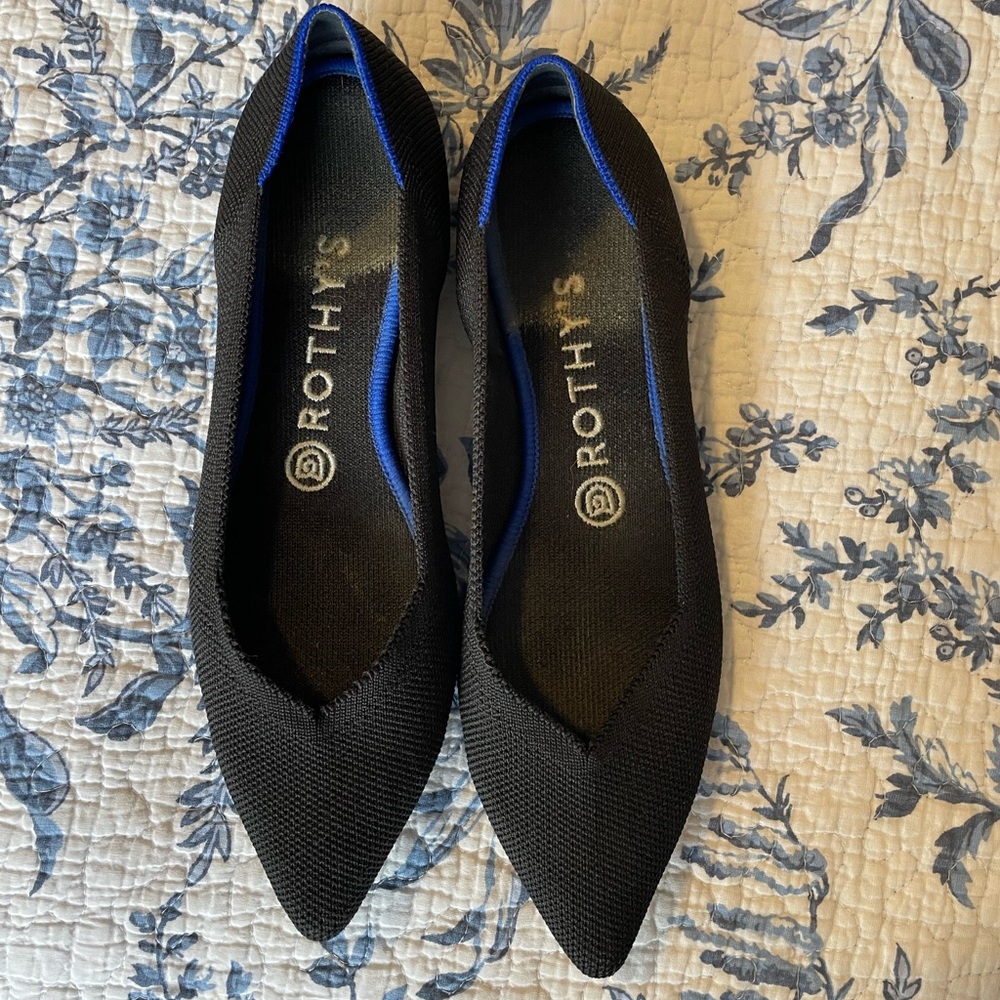 Rothy’s The Point Flat in Black - Size 8
